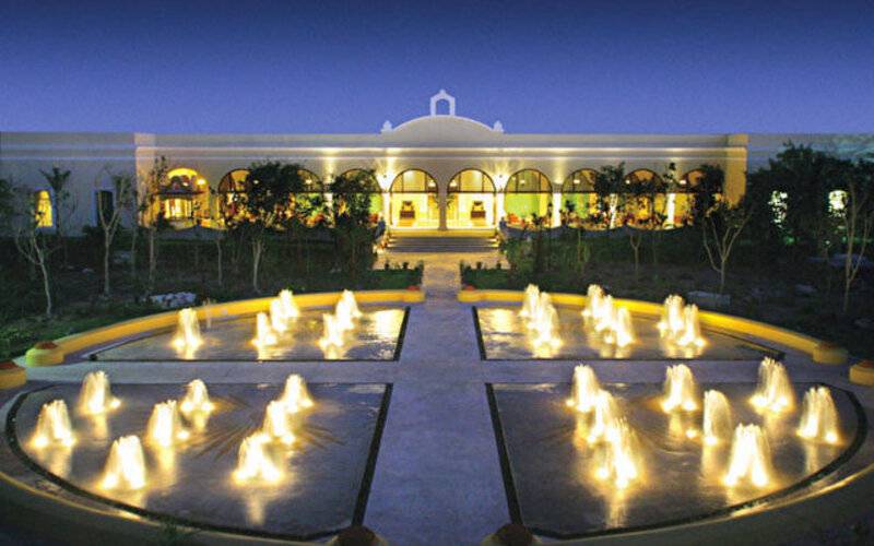 Valentin Imperial Maya (Adults Only 18+)