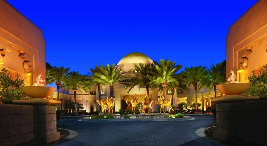 One&Only Royal Mirage Arabian Court