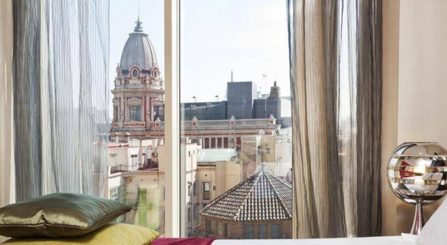 Olivia Plaza Hotel — фото 12