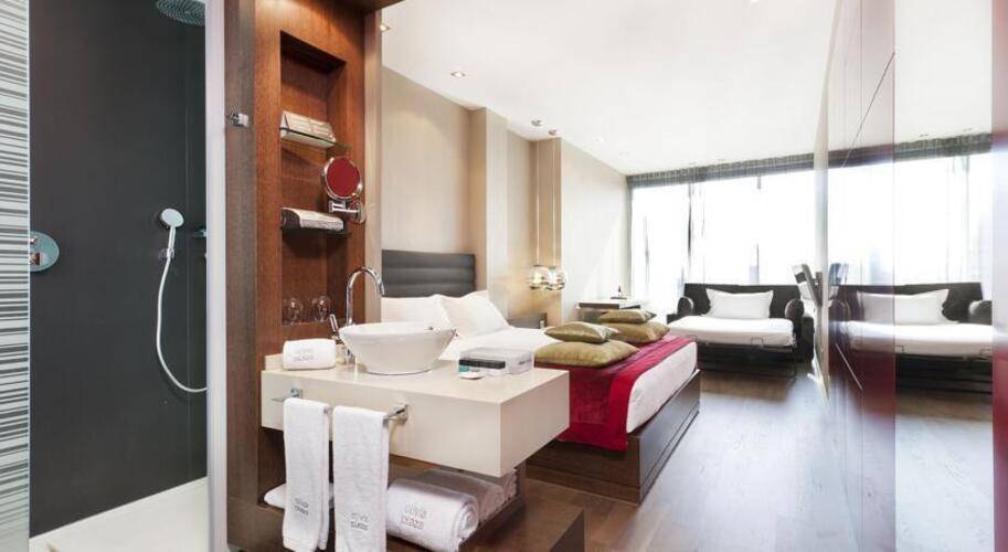 Olivia Plaza Hotel — фото 19