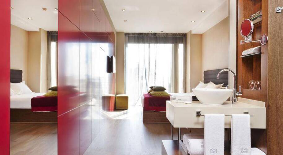 Olivia Plaza Hotel — фото 11