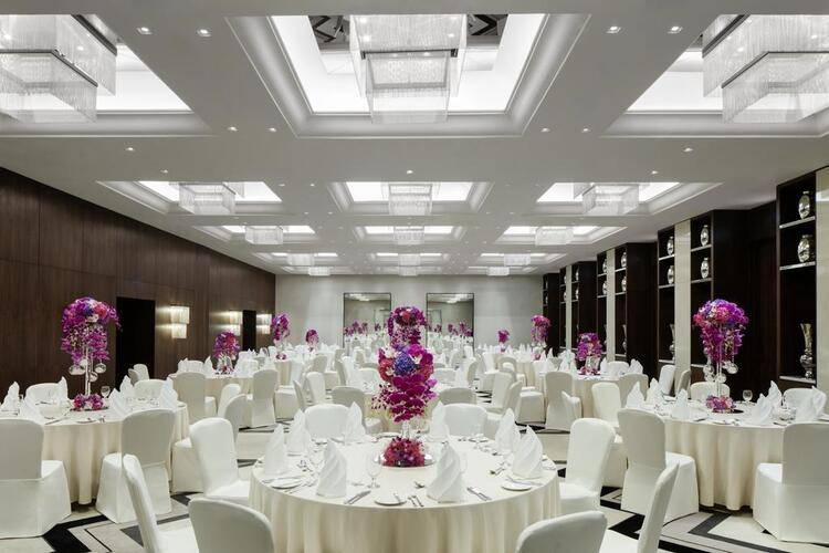 Pullman Dubai Deira City Center Residence