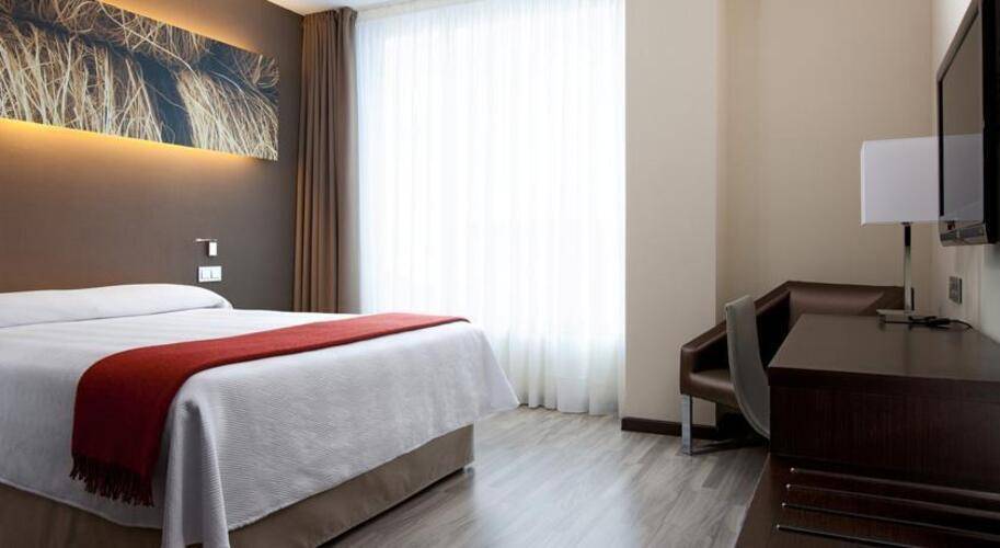 Nh Diagonal Center Hotel — фото 10