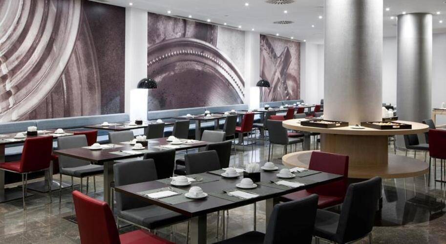 Nh Diagonal Center Hotel — фото 14