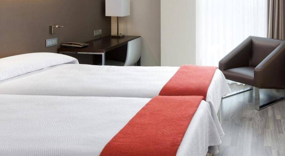 Nh Diagonal Center Hotel — фото 25