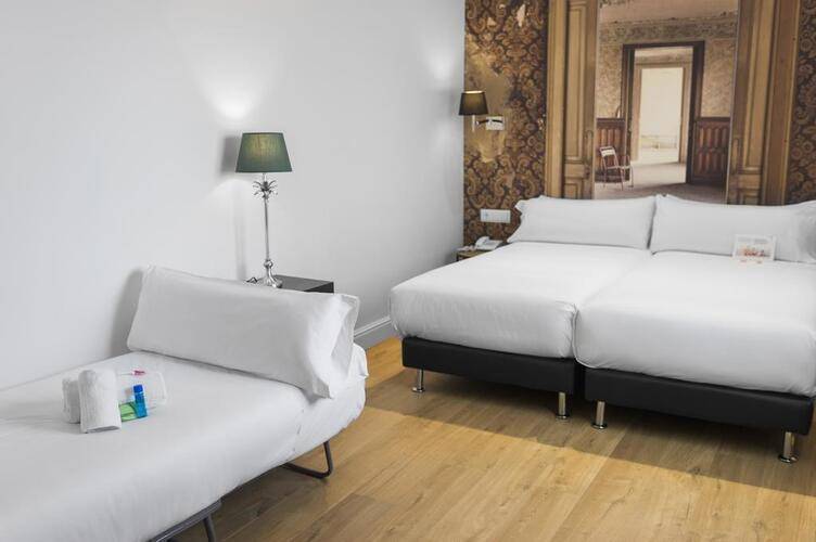 Atiram Meson Castilla — фото 12