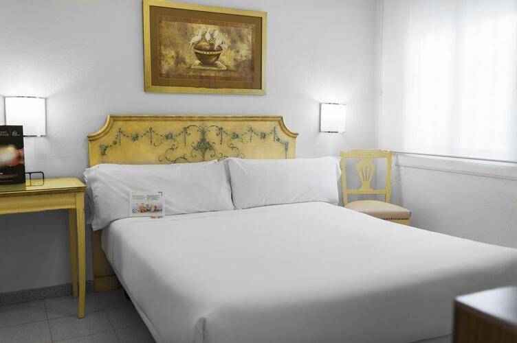 Atiram Meson Castilla — фото 15