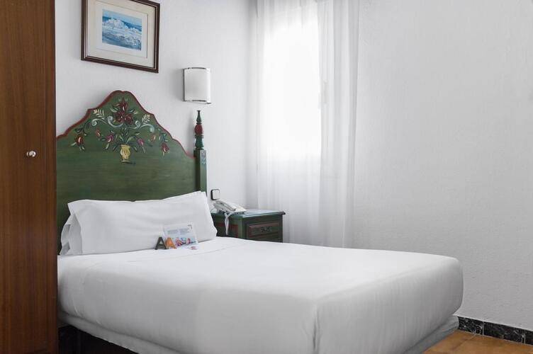 Atiram Meson Castilla — фото 25