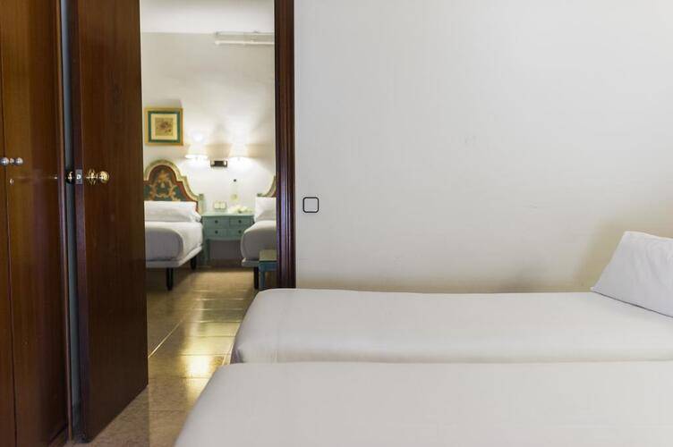 Atiram Meson Castilla — фото 9