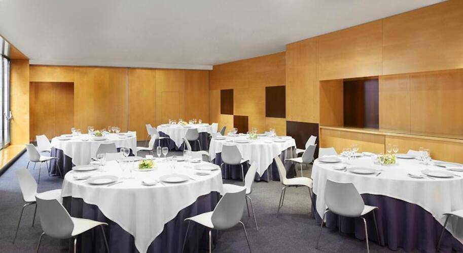 Four Point By Sheraton Barcelona Diagonal — фото 14