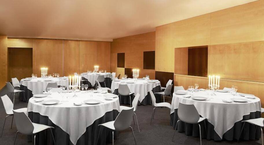 Four Point By Sheraton Barcelona Diagonal — фото 17