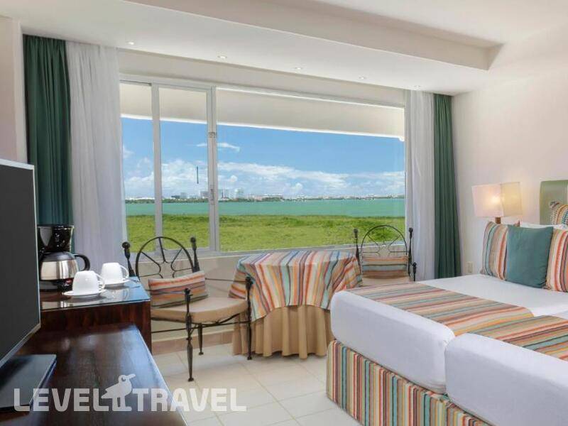 Фотография Oasis Palm Beach