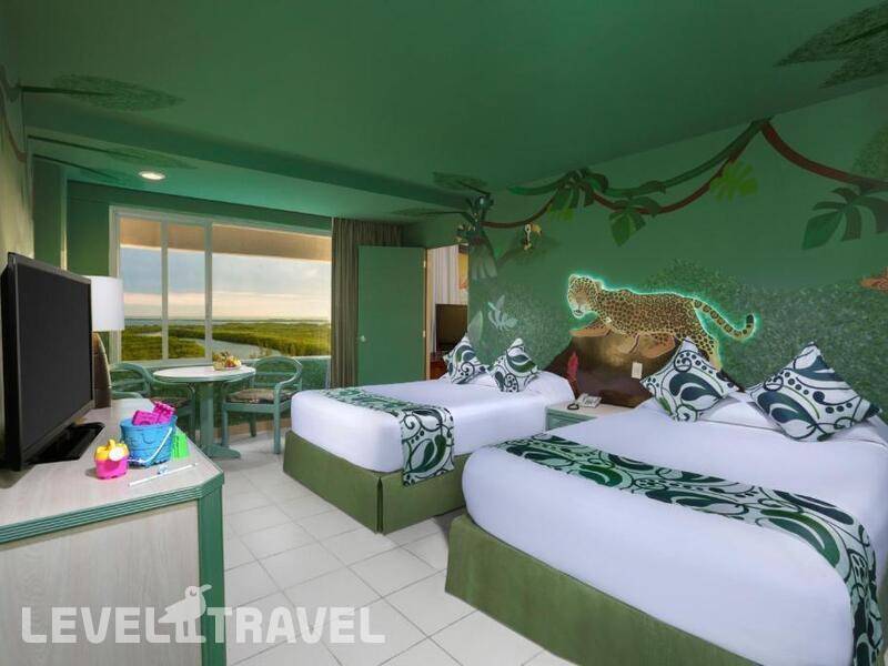 Фотография Oasis Palm Beach