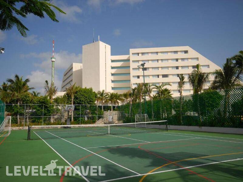Фотография Oasis Palm Beach