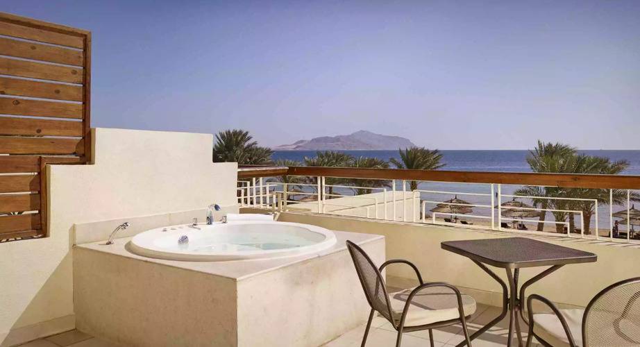 Coral Sea Imperial Sensatori Resort (Ex. Coral Sea Sensatori Resort)