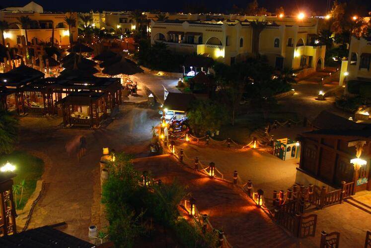 Faraana Reef Resort