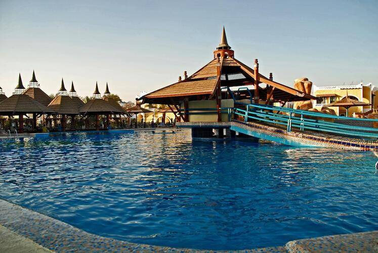 Faraana Reef Resort