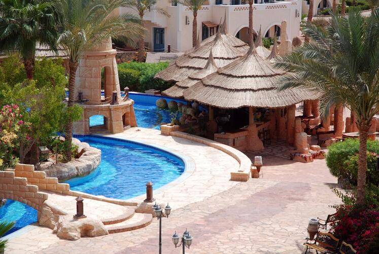 Faraana Reef Resort