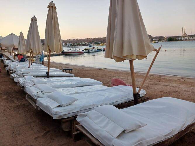 Amar Sina Hotel