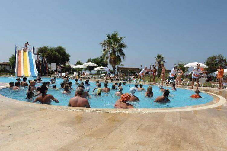Club Serena Beach Hotel