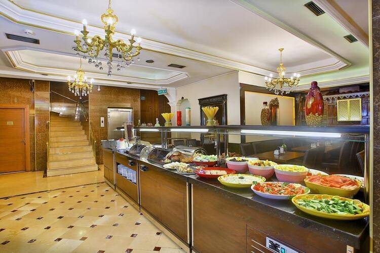 Grand Ant Hotel