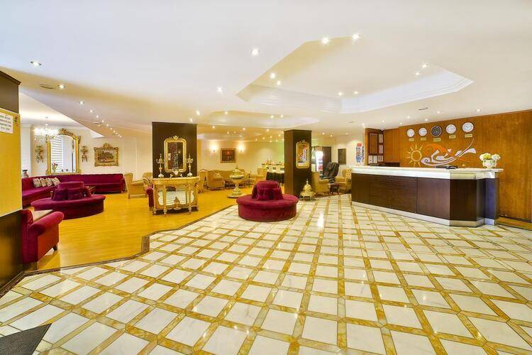 Grand Ant Hotel