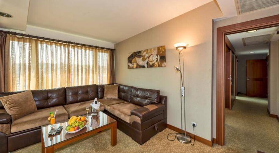 Vatan Asur Hotel