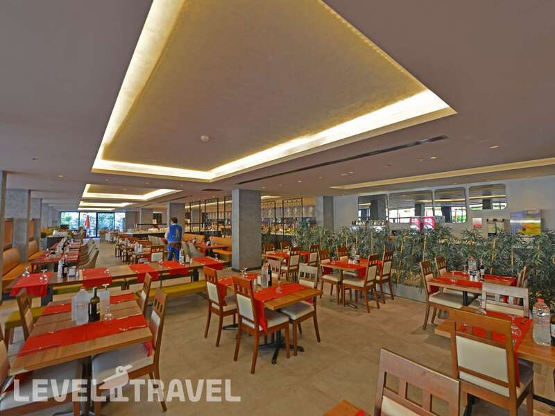 Фотография Mirage World Hotel