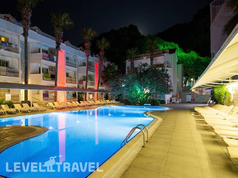 Фотография Mirage World Hotel