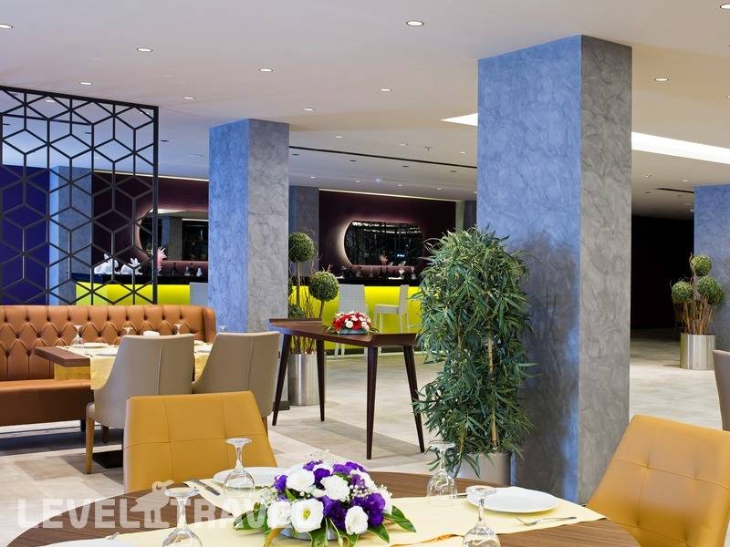 Фотография Mirage World Hotel