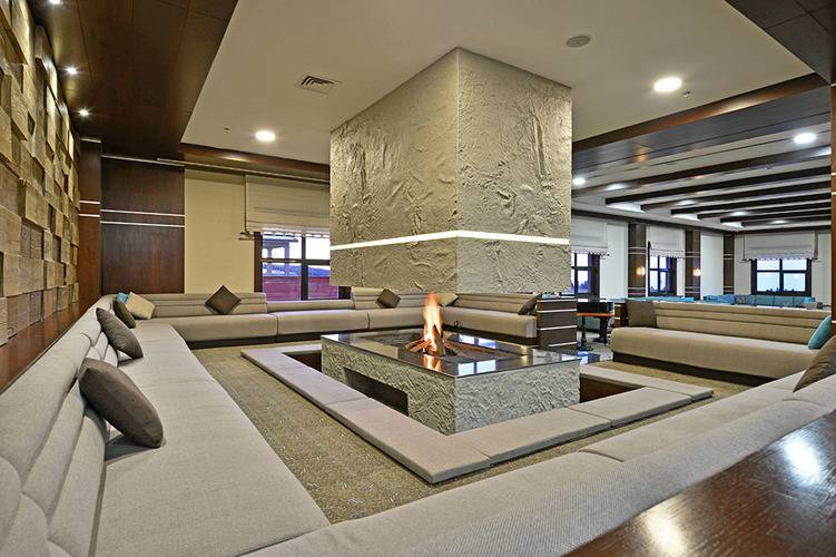 Karinna Hotel Convention & Spa