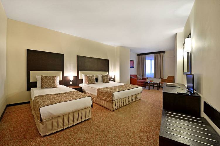 Karinna Hotel Convention & Spa