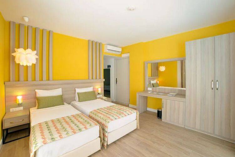 Palmet Family Bianco Hotel