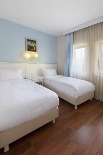 Zeynep Hotel