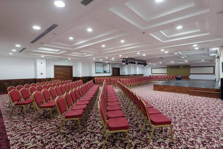 Alba Royal Hotel (Adults Only 16+)