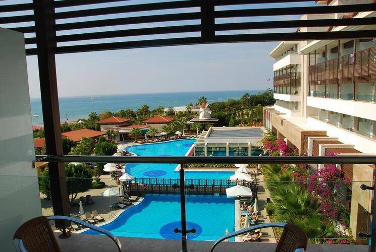 Alba Royal Hotel (Adults Only 16+)