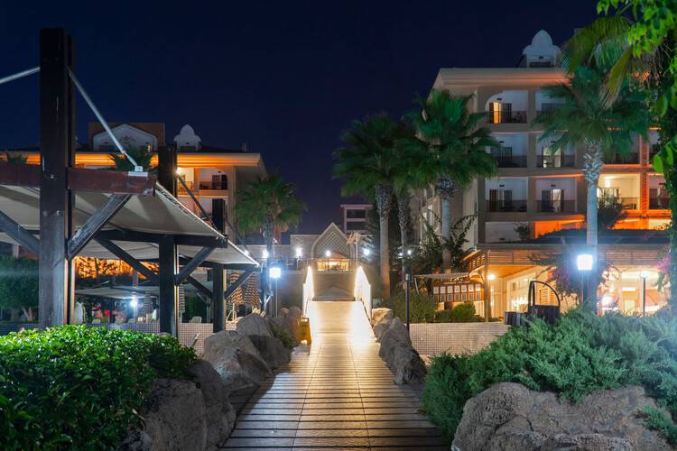 Adalya Resort & Spa (Adults Only 16+)
