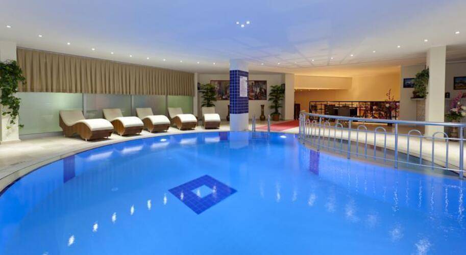 Arabella World Hotel