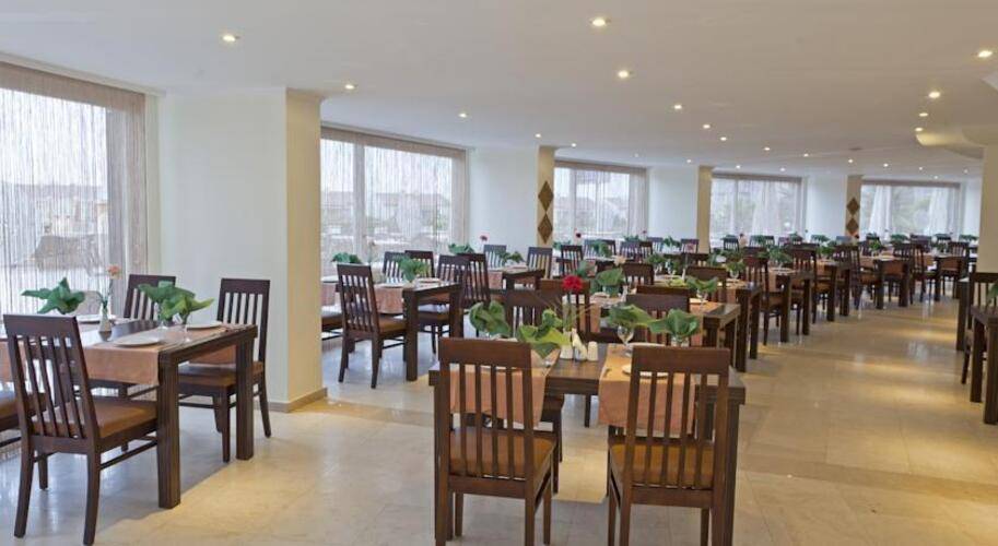 Arabella World Hotel