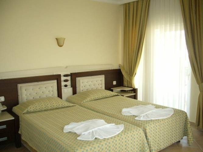 Flower Hotel