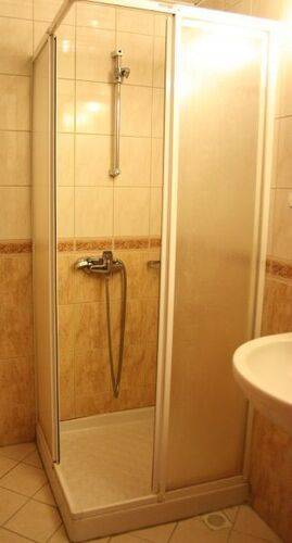 Uslan Hotel