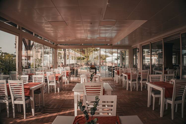 Adella Side Hotel (Ex. Holiday City Hotel)