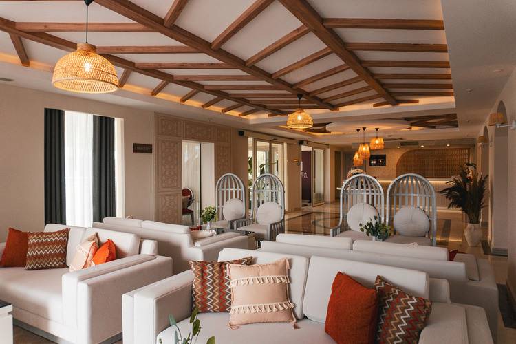 Adella Side Hotel (Ex. Holiday City Hotel)