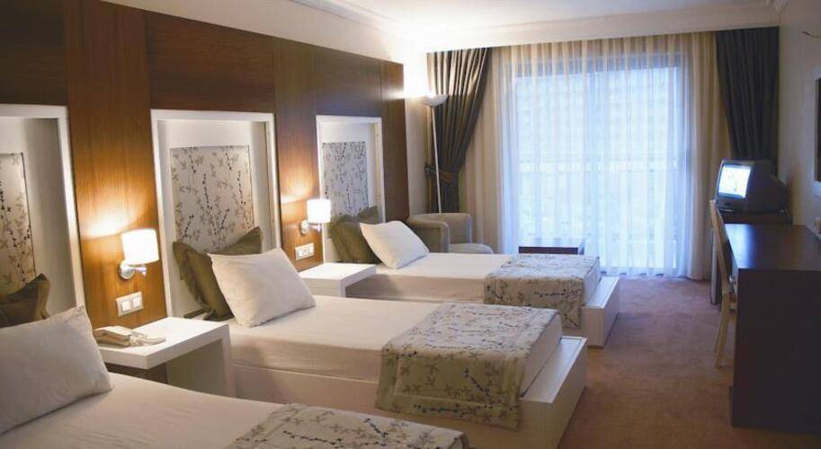 Sentinus Beach Hotel