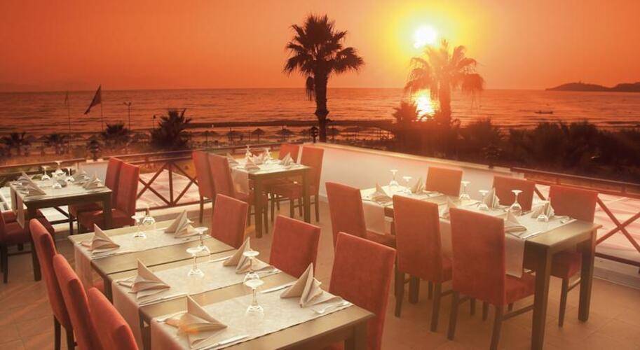 Sentinus Beach Hotel