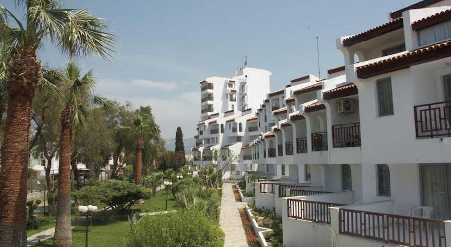 Sentinus Beach Hotel