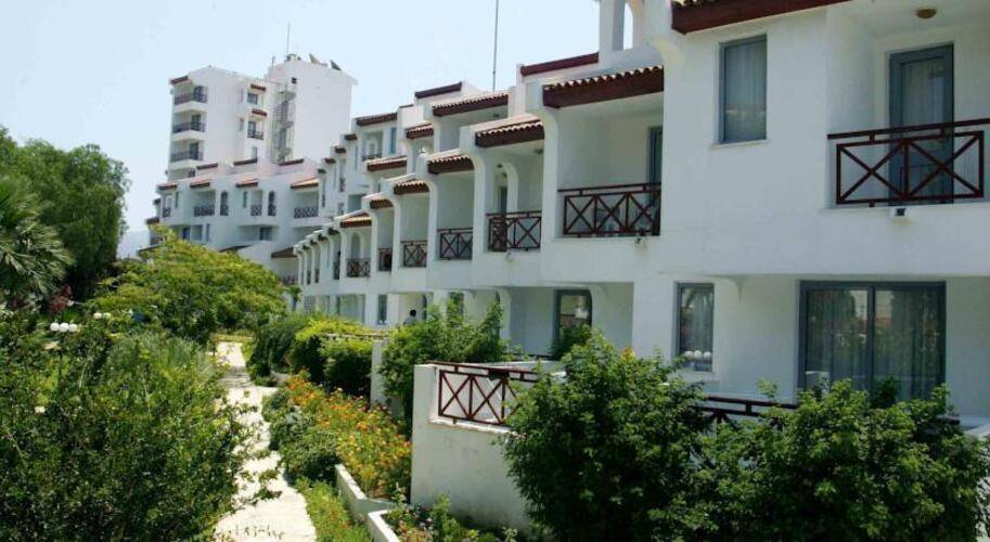 Sentinus Beach Hotel