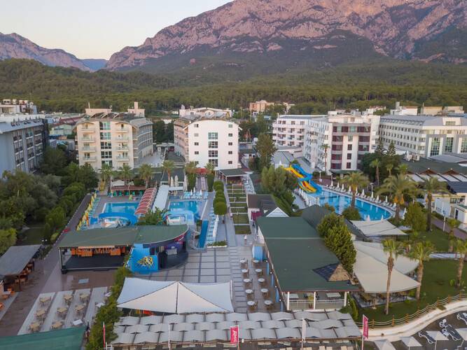 Armas Beach Hotel
