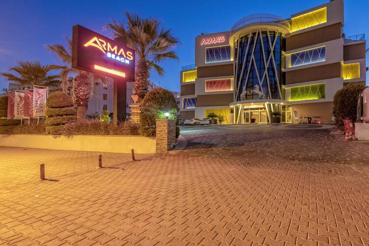 Armas Beach Hotel