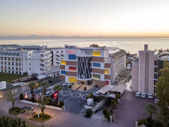 Armas Beach Hotel